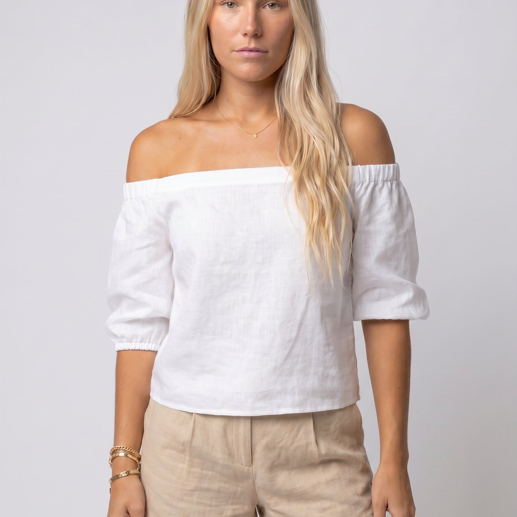 Velora Diamond Gold Bracelet — closeup