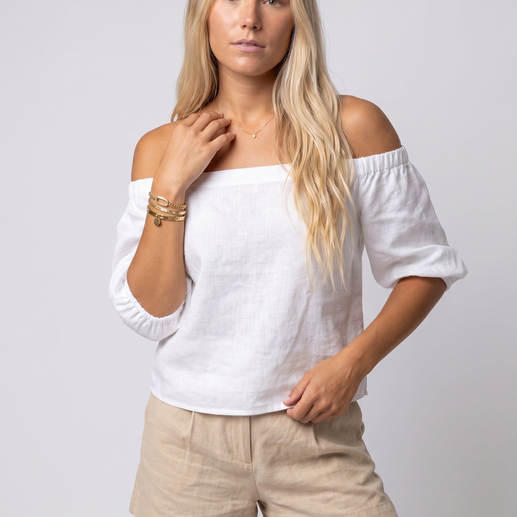 Velora Diamond Gold Bracelet — front